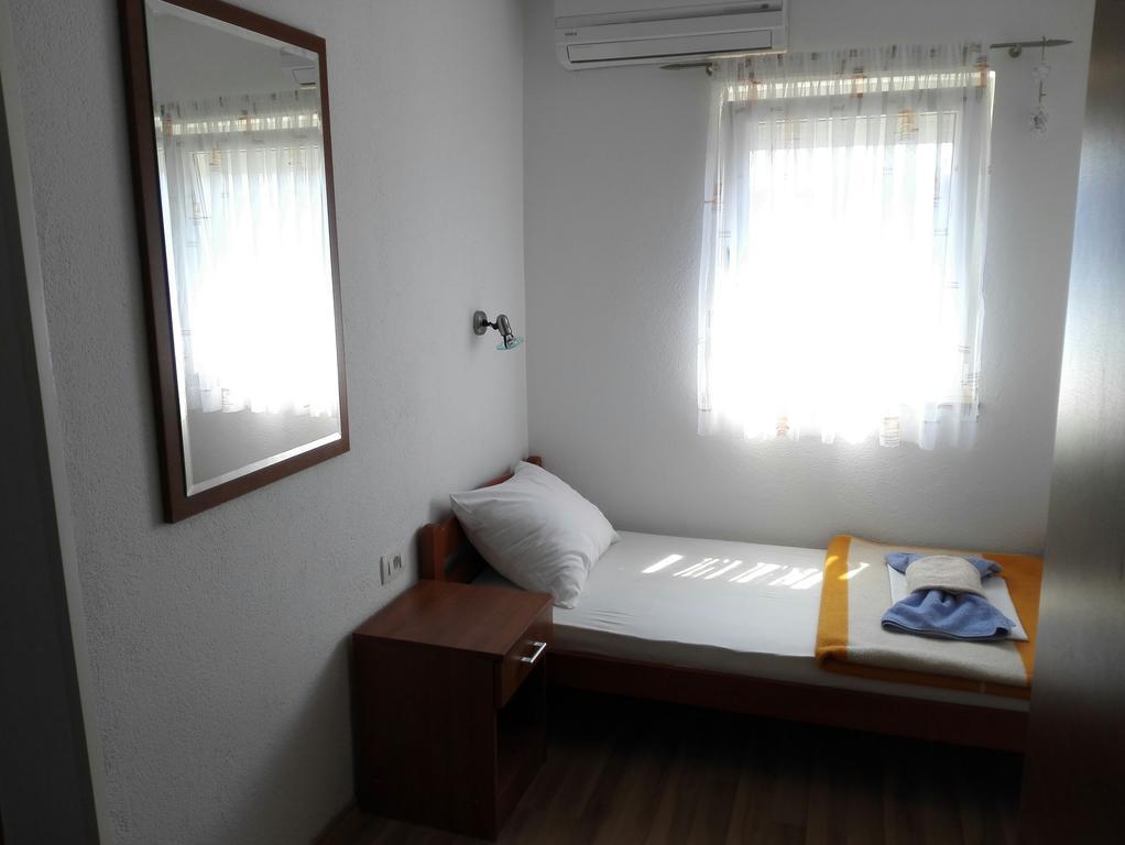 Pansion Crnjac Hotel Medjugorje Exterior photo