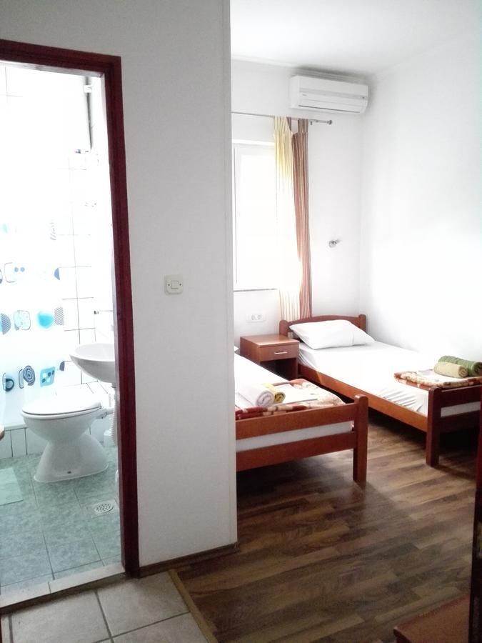 Pansion Crnjac Hotel Medjugorje Exterior photo