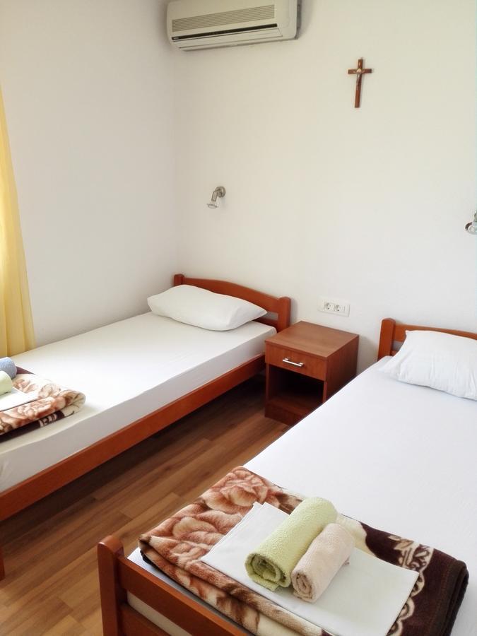 Pansion Crnjac Hotel Medjugorje Exterior photo